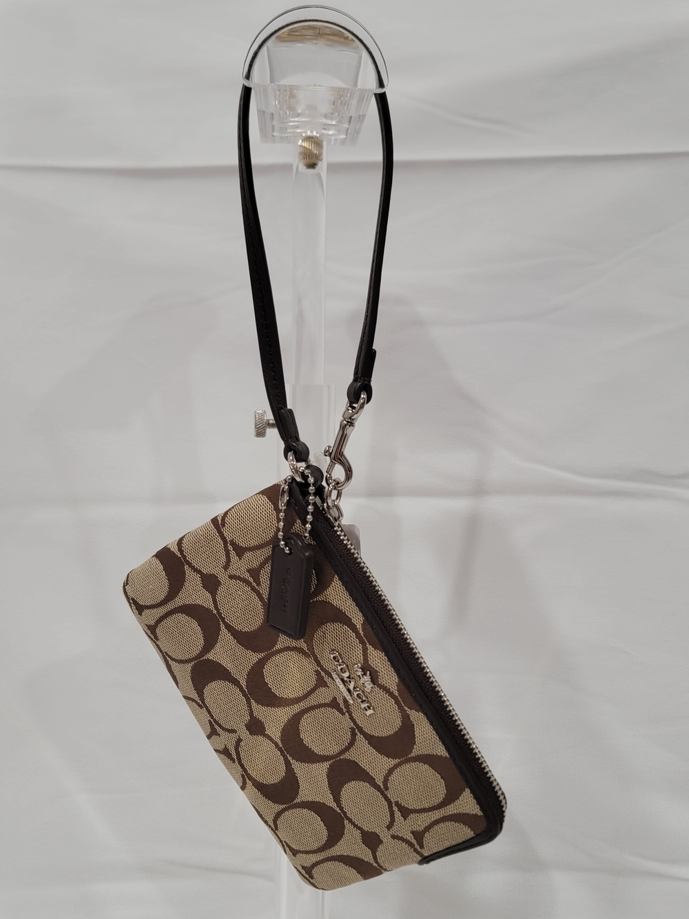 Coach Signature Canvas Wristlet - Brown/Tan F64375